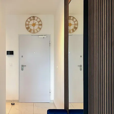 2 Bedroom Awesome In * Turanj